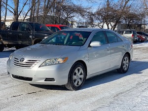 lot 24 image: 2009 TOYOTA CAMRY 2 Owner (NO RESERVE)