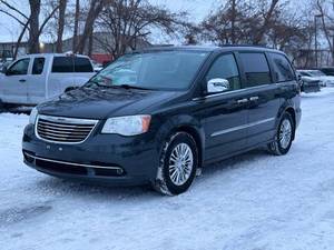 lot 15 image: 2012 CHRYSLER TOWN AND COUNTRY TOURING-L 132k Miles (NO RESERVE)