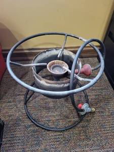 lot 12 image: Propane Burner Stand with Regulator & Hose - Outdoor Gas Burner on Circular Frame