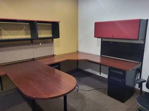 lot 22 image: Cherry Colored Wood U-Shape Desk with Herman Miller Action Office Roll-Top Desk Wall Unit 72x96