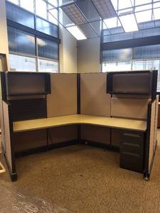 lot 37 image: Herman Miller Three-Person Work Station Cubicle 120° with Acoustic Panels & Roll-Top Desk Wall Unit