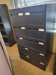 lot 40 image: 2 5-Drawer Metal Filing Cabinets - 18 in W x 28 in D x 63 in H, Black