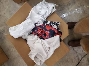 lot 14 image: Victorias Secret Floral Blouses - Lot of 4