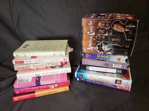 lot 40 image: Books & VHS Tapes Lot - Assorted Childrens & Family Titles