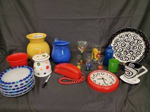 lot 64 image: Assorted Ceramic Dishes, Vases, Glassware & Home Decor Lot