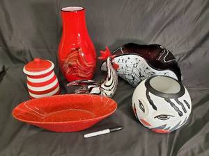 lot 80 image: Glass Art Display Set - Red Swirl Vase, Striped Lidded Jar, Face Vessel, Crackle Bowl, Bird Sculpture