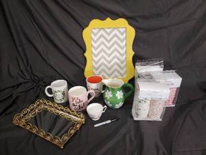 lot 89 image: Vintage Floral Teacup on Pedestal with Gold Rim, Assorted Mugs, Frame & Baking Cups