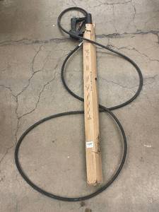 lot 10 image: Industrial High-Pressure Spray Gun with Telescoping Wand & Hose