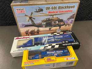 lot 52 image: Minicraft UH-60L Black Hawk Medical Evacuation Model Kit 148  Maxwell House NASCAR Die-Cast Lot