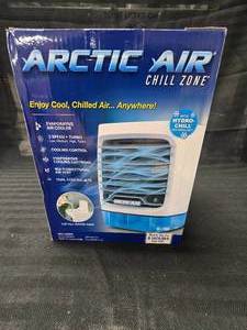 lot 3 image: Arctic Air Mini Air Cooler with Night Light