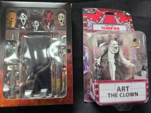 lot 34 image: Collectable Action Figures, Ghost Face and Art the Clown