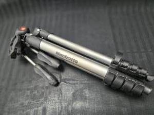 lot 44 image: Manfrotto Compact Aluminum Tripod