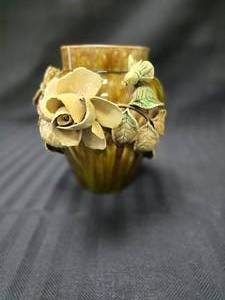lot 86 image: Decorative Flower Pot