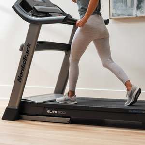 lot 22 image: NordicTrack Elite 900 Smart Treadmill with iFit