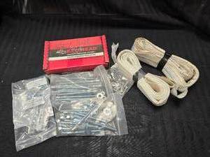 lot 185 image: 2 lifting straps   lots of bolts