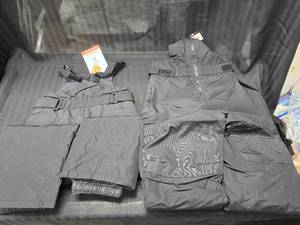 lot 196 image: 2 Pair Black Snow Pants SZ 4T