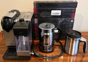 lot 193N image: DR - DeLonghi Nespresso Coffee Machine with Built-In Milk Frother