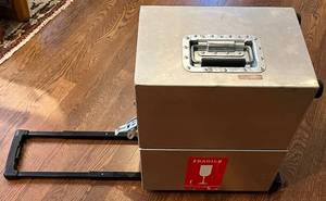 lot 194N image: DR - ICC Impact 12-Bottle Aluminum Travel Case - Wheels