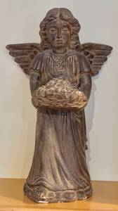 lot 43H image: LL - Vintage Morning Angel Statue