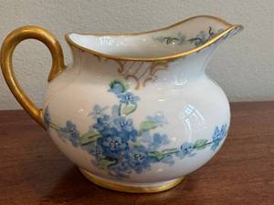 lot 69D image: DR - Theodore Haviland Limoges Creamer - Vintage Blue Floral Pattern