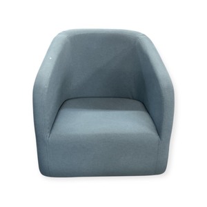 lot 13 image: Pineapple Sigma Plus Tub Chair