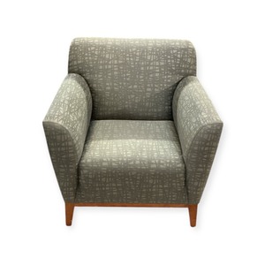 lot 26 image: Cabot Wrenn Lounge Chair ver.2