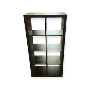 lot 35 image: Cube Unit Storage 59 X 31 X 15.5