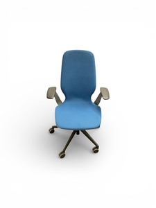 lot 71 image: Steelcase SilQ Task Chair Blue Retails new for over $899