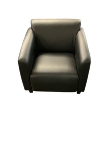 lot 112 image: Black Leather Club Chair