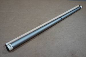 lot 8 image: Rage Pool Cue - 25oz