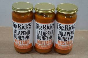 lot 26 image: 3 Big Ricks Jalapeno Honey Mustard - 18oz
