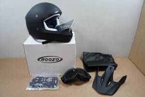lot 28 image: Roozo Youth Dirt Bike DOT Certified Helmet, Goggles and Glove - Medium, Matte Black