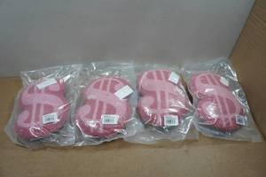 lot 30 image: 4 Peking Handicraft Decorative Pillows - 8x12