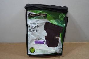 lot 33 image: Back on Track Therapeutic Hock Boots with Hole - Medium