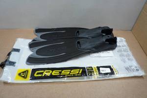 lot 78 image: Cressi Agua Adult Fins - Size 4546, 1112