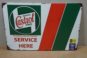lot 113 image: Novelty Metal Sign - Castrol Motor Oil