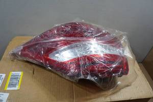 lot 169 image: 2012-2015 Mercedes Benz Right Passenger Side LED Outer Tail Light