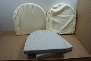 lot 175 image: 4 Chair Cushions