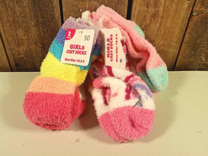 lot 50 image: girls cozy socks 2 packs  (set of 6)