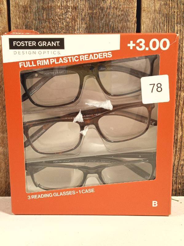 lot 78 image: Foster Grant 3.00 Classic Reading Glasses 3-Pack