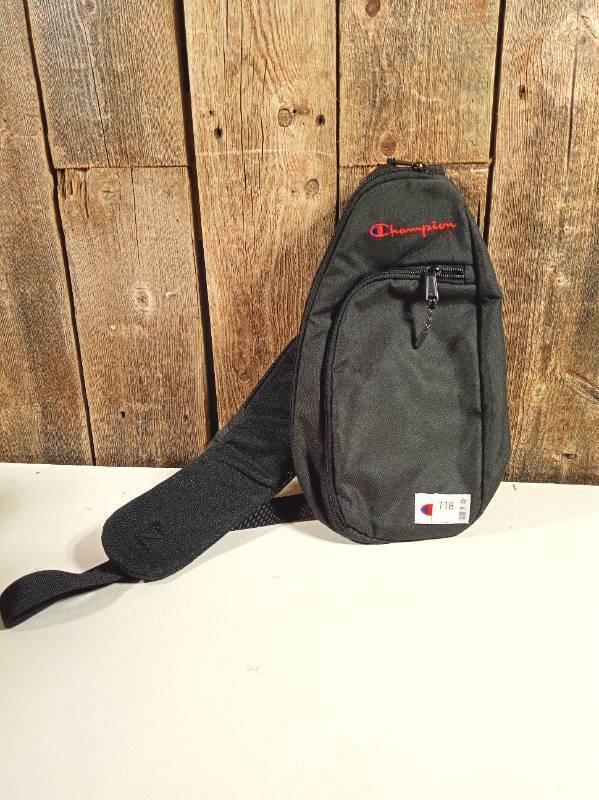 lot 118 image: Champion Method Sling Handbag Strap