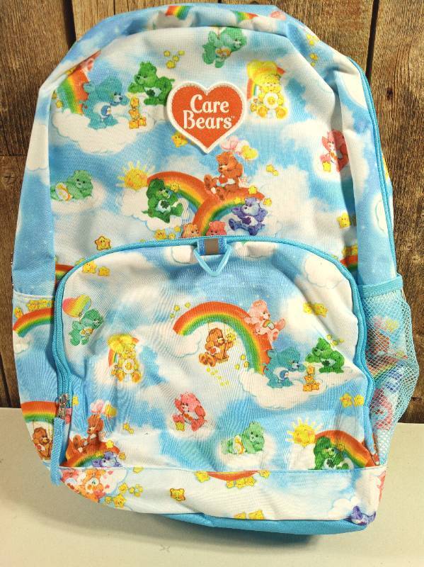 lot 139 image: Care Bear Backpack