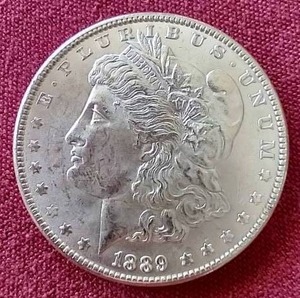 lot 45 image: Beautiful 1889 Morgan Dollar