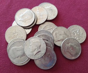 lot 75 image: (20) Kennedy Half Dollars