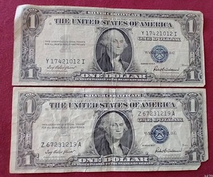 lot 96 image: (2) Silver Certificate $1 Notes
