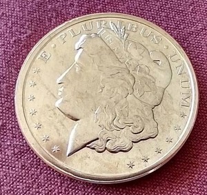 lot 109 image: Morgan Dollar Style 1 oz Copper Round