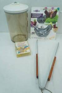 lot 100 image: NEW Chocolate Chicken Mold, Tall Foodsaver Canister, Hors-DOeuvres