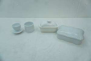 lot 156 image: Ceramic Butter DishesButter Warmers, CeramicPorcelain Covered Dish