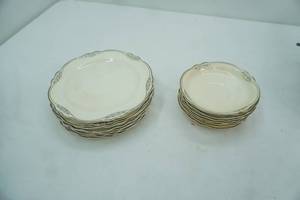 lot 173 image: Vintage Homer Laughlin Virginia Rose Pattern Plates and Saucers