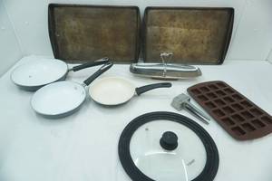 lot 188 image: Frying Pans, Cookie Sheets, Ice CubeBaking Cube Tray, Chromo Serving Platter, Large Pan Lid
